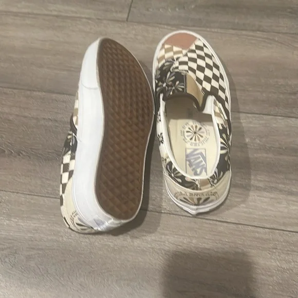 Vans Checker Patchwork Divine Classic Slip-On Sneakers - Picture 8 of 10